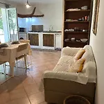 לינה וארוחת בוקר Su Sirvone Vista Mare