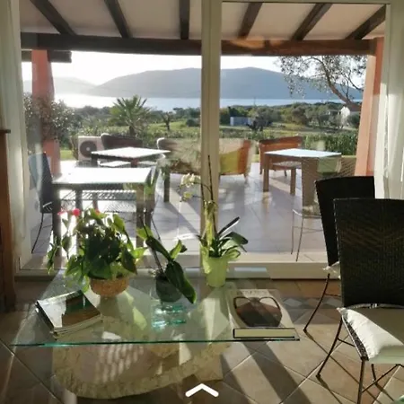 Su Sirvone Vista Mare Frühstückspension