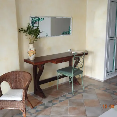 Su Sirvone Vista Mare Alojamento de Acomodação e Pequeno-almoço *