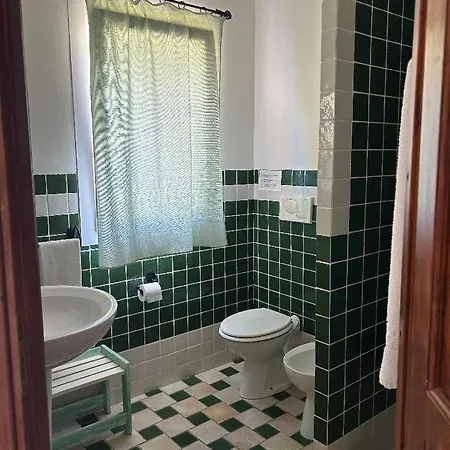 Su Sirvone Vista Mare לינה וארוחת בוקר 3*