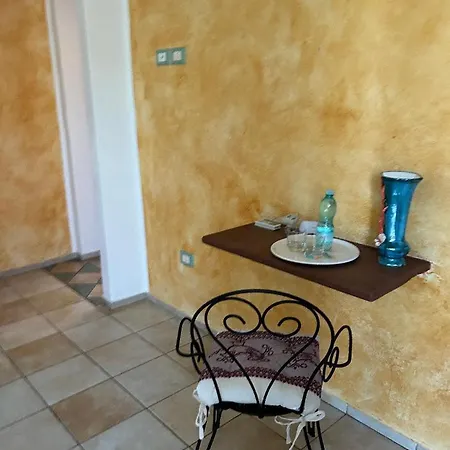 לינה וארוחת בוקר Su Sirvone Vista Mare אלגהרו